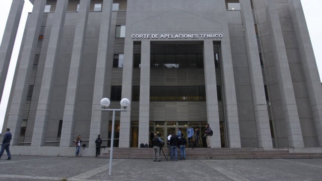 Reducen condenas de siete carabineros en retiro por crímenes en dictadura