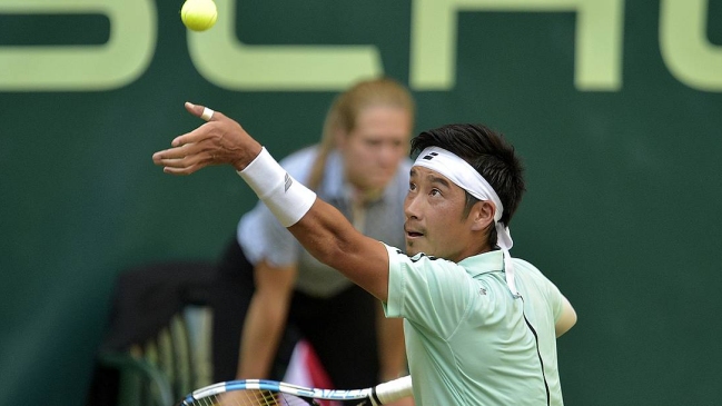 El japonés Yuichi Sugita sorprendió a Dominic Thiem en Halle