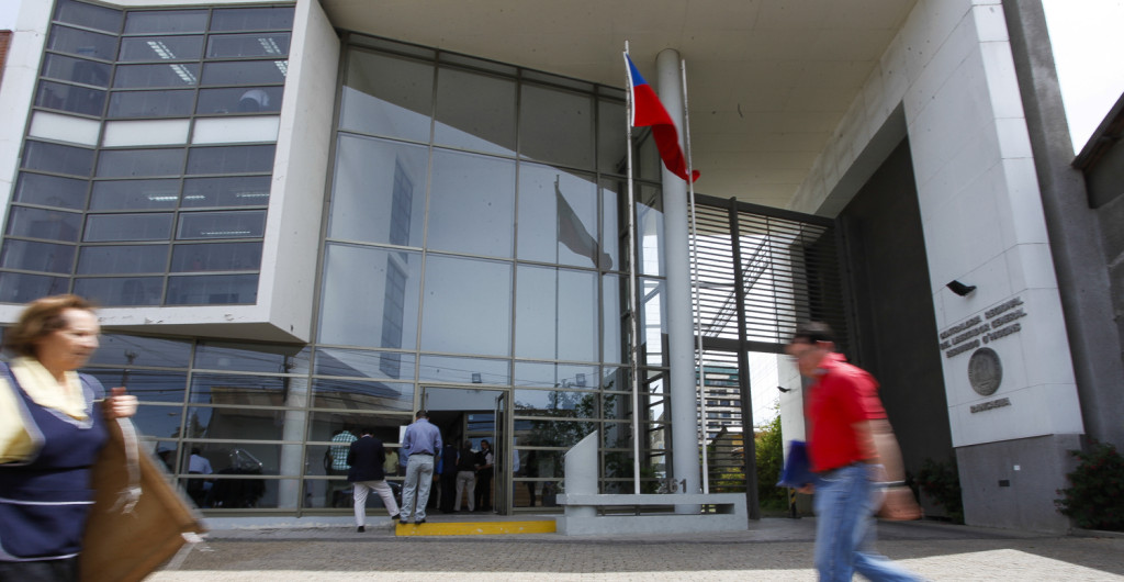 Contraloría ordenó a GORE de O'Higgins reincorporar a trabajadores despedidos