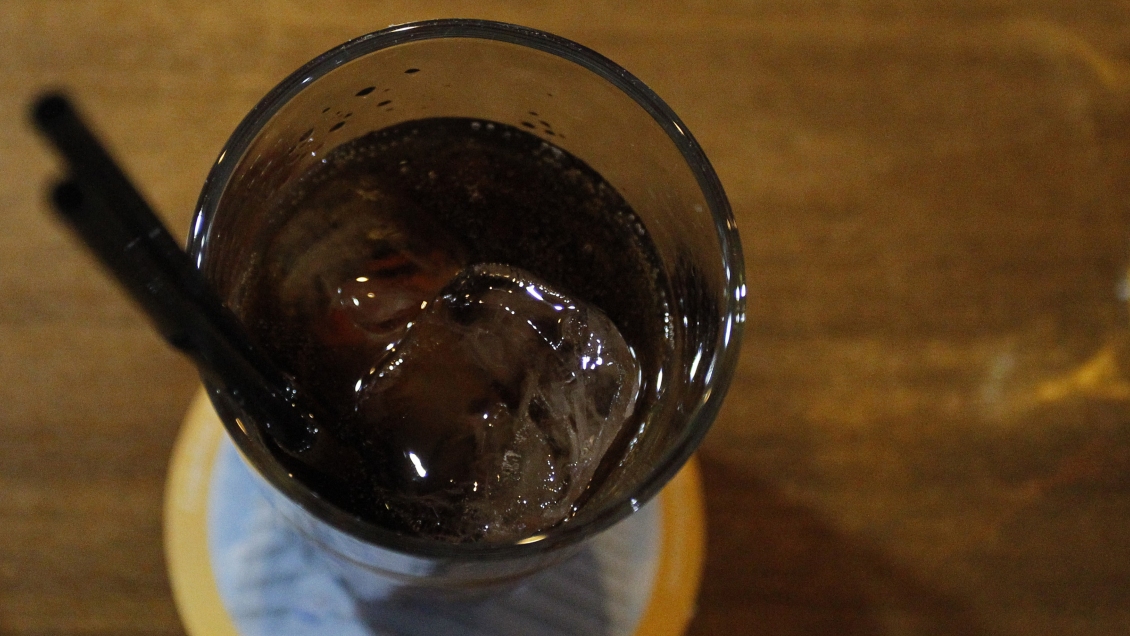 Identifican proteína que podría ser clave para tratar el alcoholismo