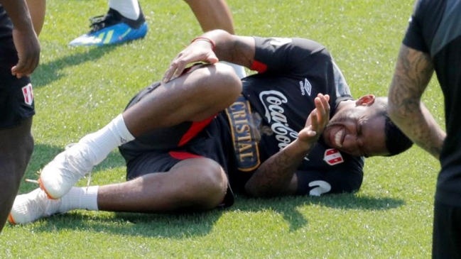 Jefferson Farfán fue internado y permanecerá en observación tras sufrir un golpe