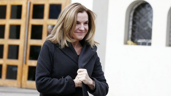 Ministra Alejandra Pérez: La gestión se ve entorpecida por los partidos políticos