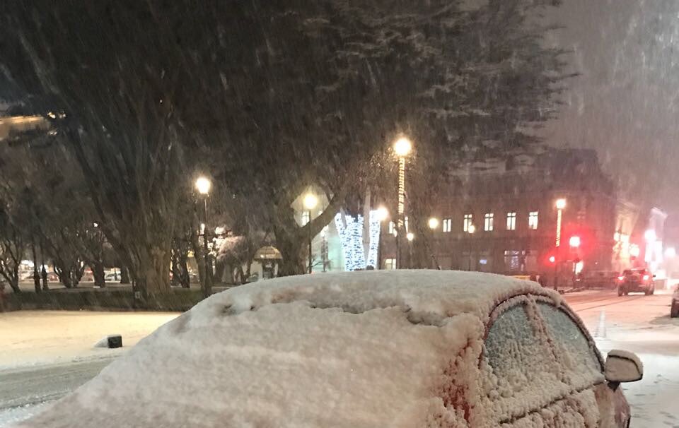 Nevazón en Punta Arenas genera diversos problemas en la ciudad