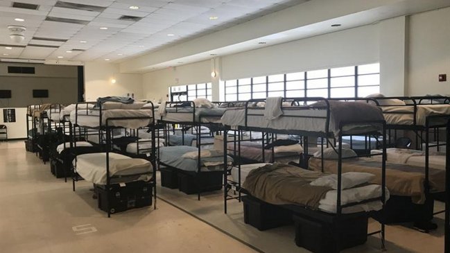 Pentágono acondiciona dos bases en Texas para acoger a inmigrantes