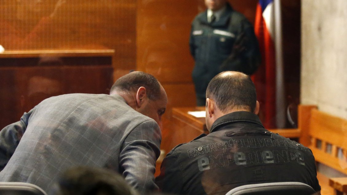 Imputado por crimen de trabajadora defendió a gendarme formalizado: 