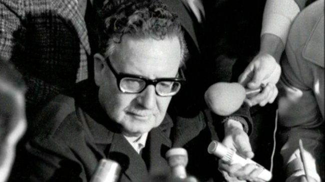 Heraldo Muñoz: Maduro intenta apropiarse de la figura emblemática de Allende