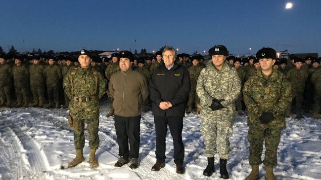 Magallanes: Ministro de Defensa lamentó estado de la Base Eduardo Frei en la Antártica