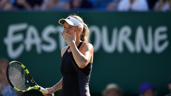 Wozniacki y Kerber chocarán en semifinales del WTA de Eastbourne
