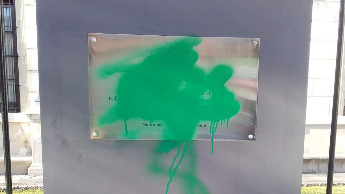 Ex militar uruguayo fue condenado a reparar daños causados en dos memoriales de desaparecidos