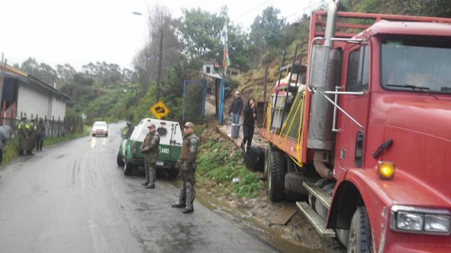 Los Ríos: Carabineros desalojó Lof Michillanca de Los Molinos