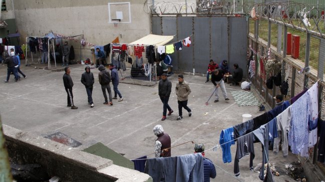 Gobierno prepara indulto para expulsar a reos extranjeros