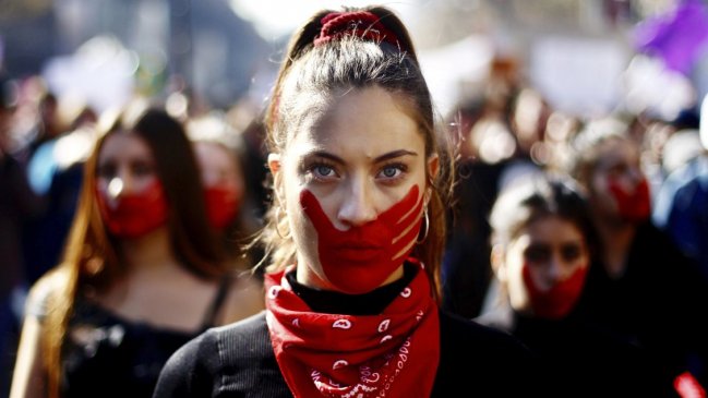 Desvíos en el centro de Santiago provocó marcha #NiUnaMenos