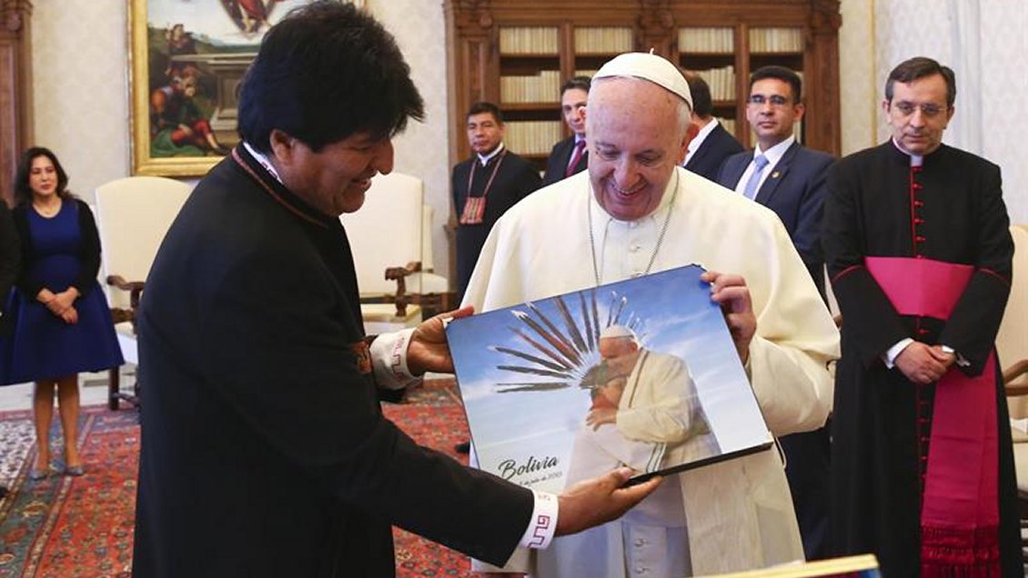 El papa recibió a Evo Morales y le animó a 