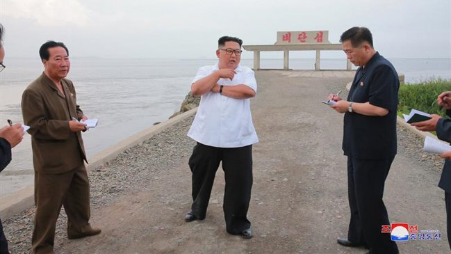 Kim Jong-un guiñó nuevamente a Pekín visitando una región fronteriza con China
