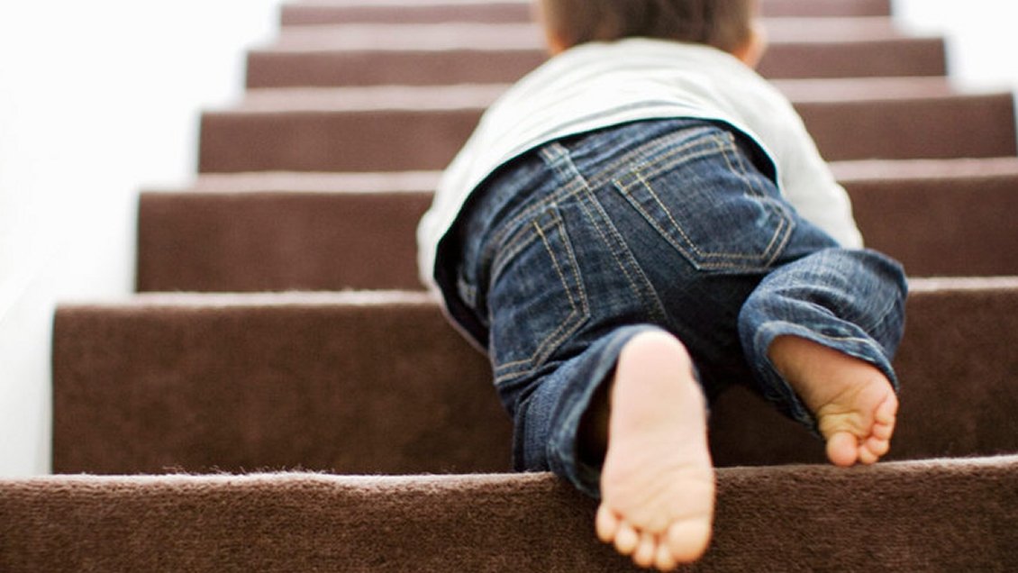 Los cuidados que se debe tener si un niño se golpea la cabeza