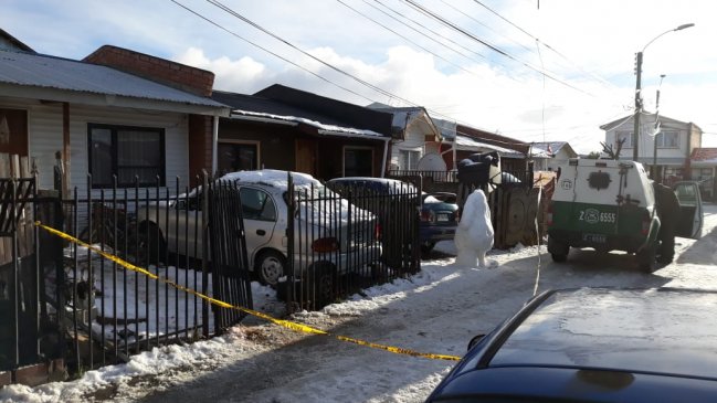 Punta Arenas: Pelea entre vecinos dejó a joven en riesgo vital