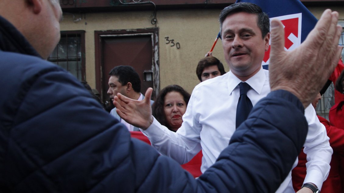 No es sólo Cathy Barriga: Contraloría ha impugnado uso de imagen de otros alcaldes