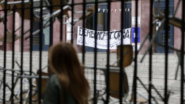 Facultad de Derecho de la Universidad de Chile cumplirá 70 días en toma