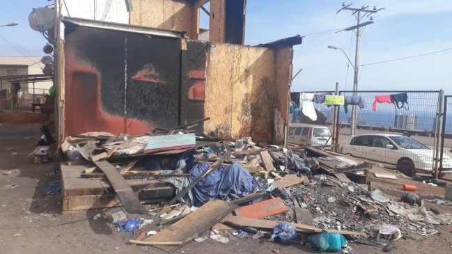 Iquique: Vecinos del barrio de emergencia El Mirador acusan vivir 