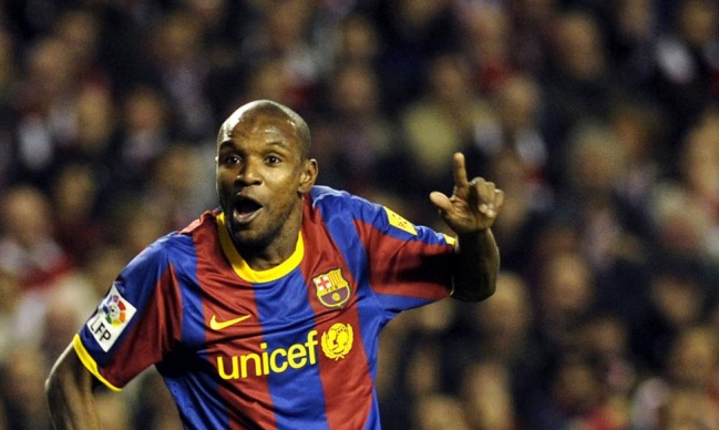 Eric Abidal sube foto postoperatoria con su primo: 