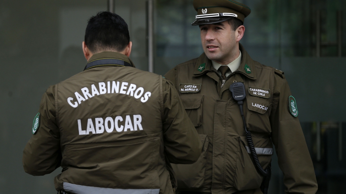 Desconocidos asaltaron sucursal bancaria en Vitacura