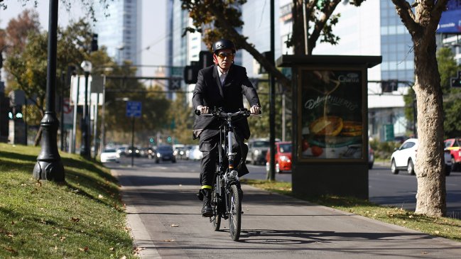 Diputado Mirosevic propuso incentivos para quienes acudan a su trabajo en bicicleta