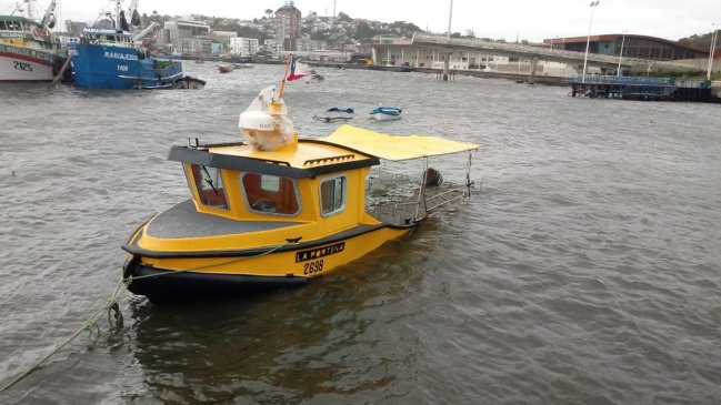 Oleaje provocó el hundimiento de tres embarcaciones en Talcahuano