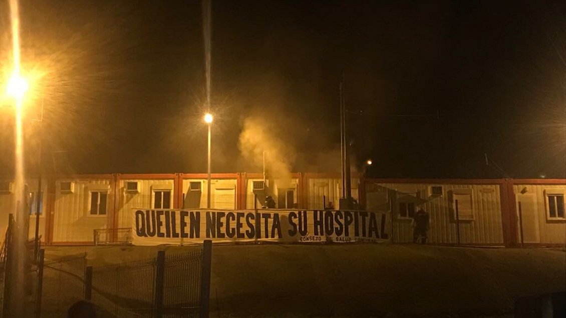 Incendio destruyó farmacia del Hospital Modular de Queilen