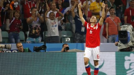 Denis Cheryshev anotó un golazo para abrir el marcador para Rusia sobre Croacia