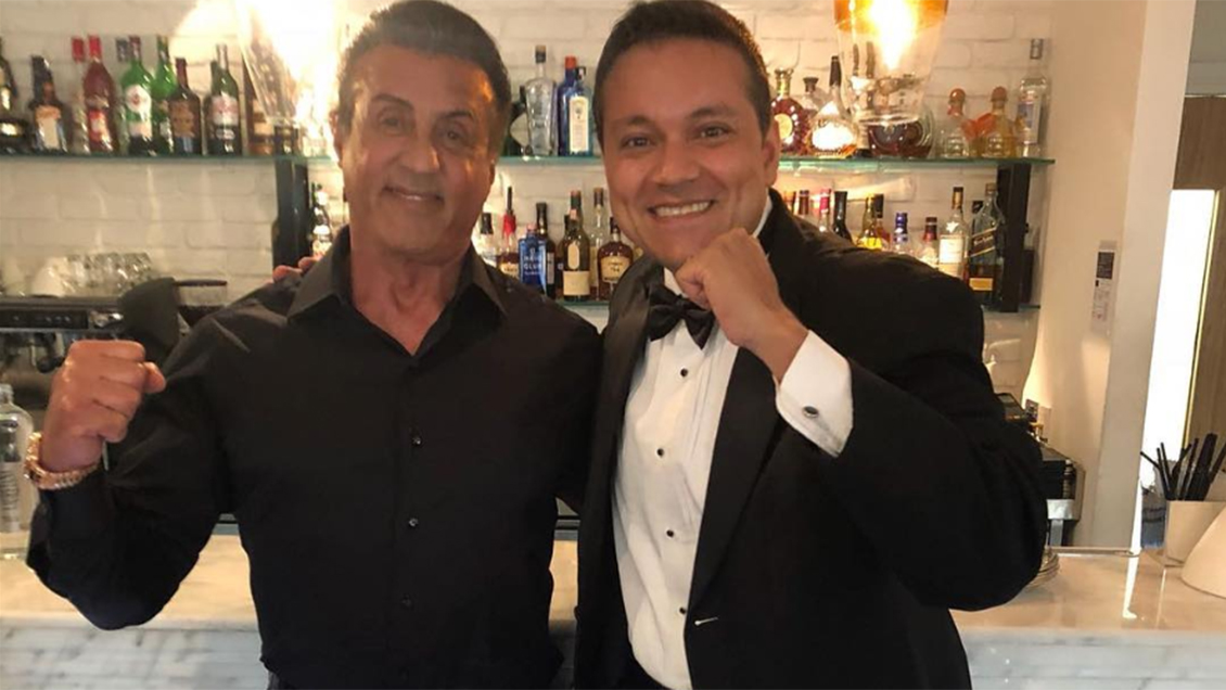 Chileno gastó 2 millones de pesos para estar en cumpleaños de Sylvester Stallone
