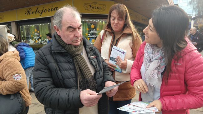 Puerto Montt: Autoridades informan en terreno qué implican las alertas por calidad del aire