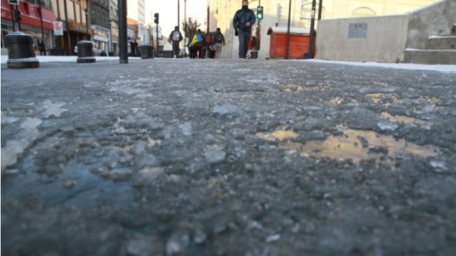 Punta Arenas: Vereda escarchada causó la muerte de un joven de 18 años