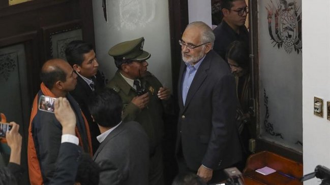 Oposición boliviana denunció persecución en el juicio al ex presidente Carlos Mesa