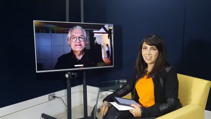 Director Patricio Guzmán: Hago películas porque no se ha contado nuestra verdadera historia