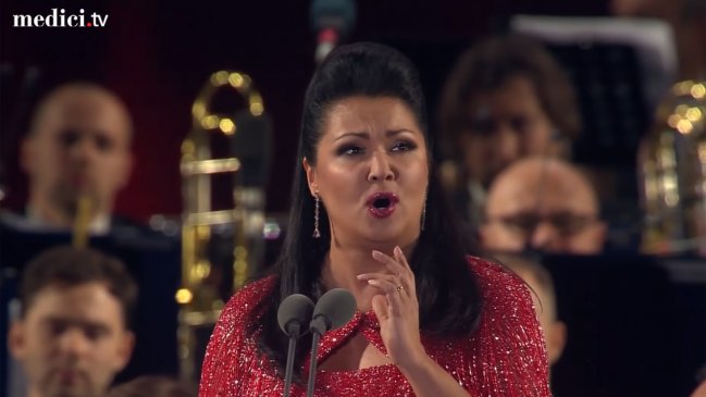 Soprano que abrió el Mundial de Rusia anunció show en Chile