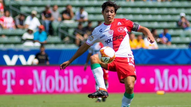 Necaxa se coronó campeón de la Supercopa MX ante Monterrey con su legión chilena en cancha