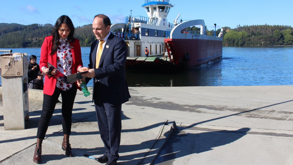 Corral: Barcaza Cullamó retoma operaciones luego de 40 días en mantención