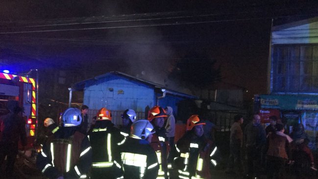 Puerto Montt: Dos viviendas resultaron afectadas por incendios