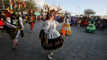   Fiesta de La Tirana reúne a miles de feligreses y turistas 
