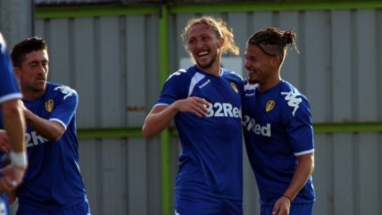  Bielsa logró un triunfal debut al mando de Leeds United  