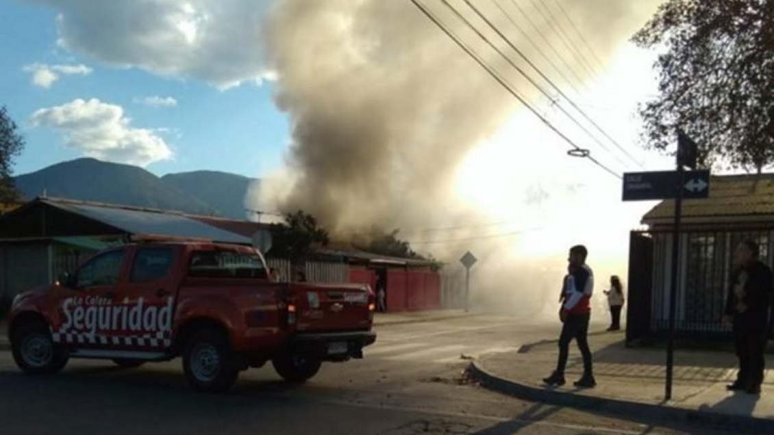 Sujeto impidió ayuda de Bomberos durante incendio en La Calera