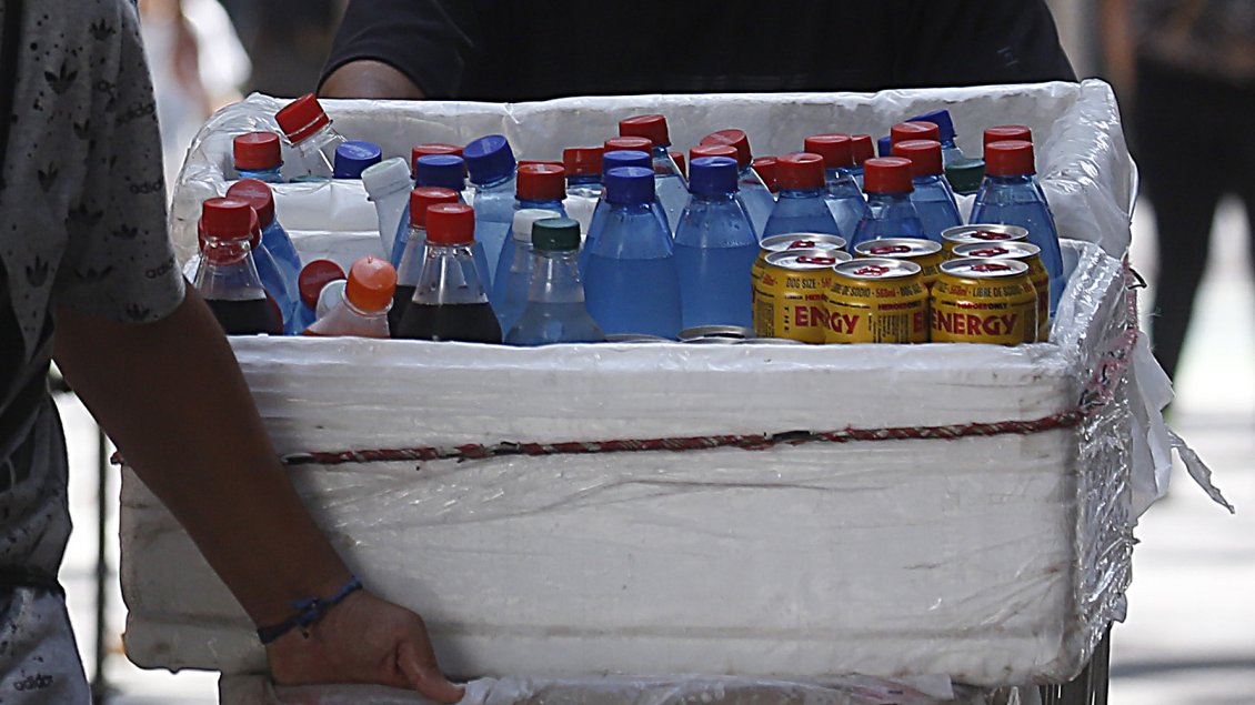 Providencia en guerra con el comercio ambulante: Comienzan las multas a los compradores