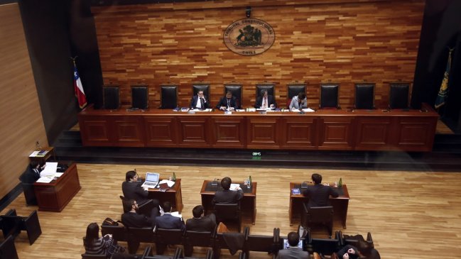 Piñera designó como nuevo ministro del TC a abogado que alegó contra el aborto