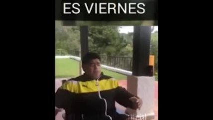   El nuevo viral de Maradona: Es viernes y el Diego lo sabe 
