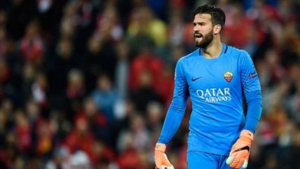 Alisson Becker ingresó a la oncena de los jugadores más caros del mundo