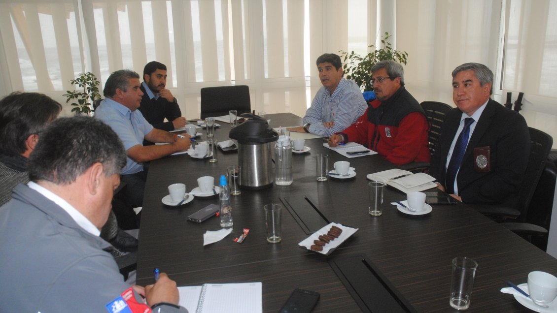Iquique: Fiscalizarán a buses bolivianos estacionados