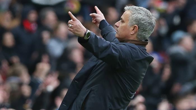 Mourinho está molesto por ausencia de jugadores clave en gira de pretemporada