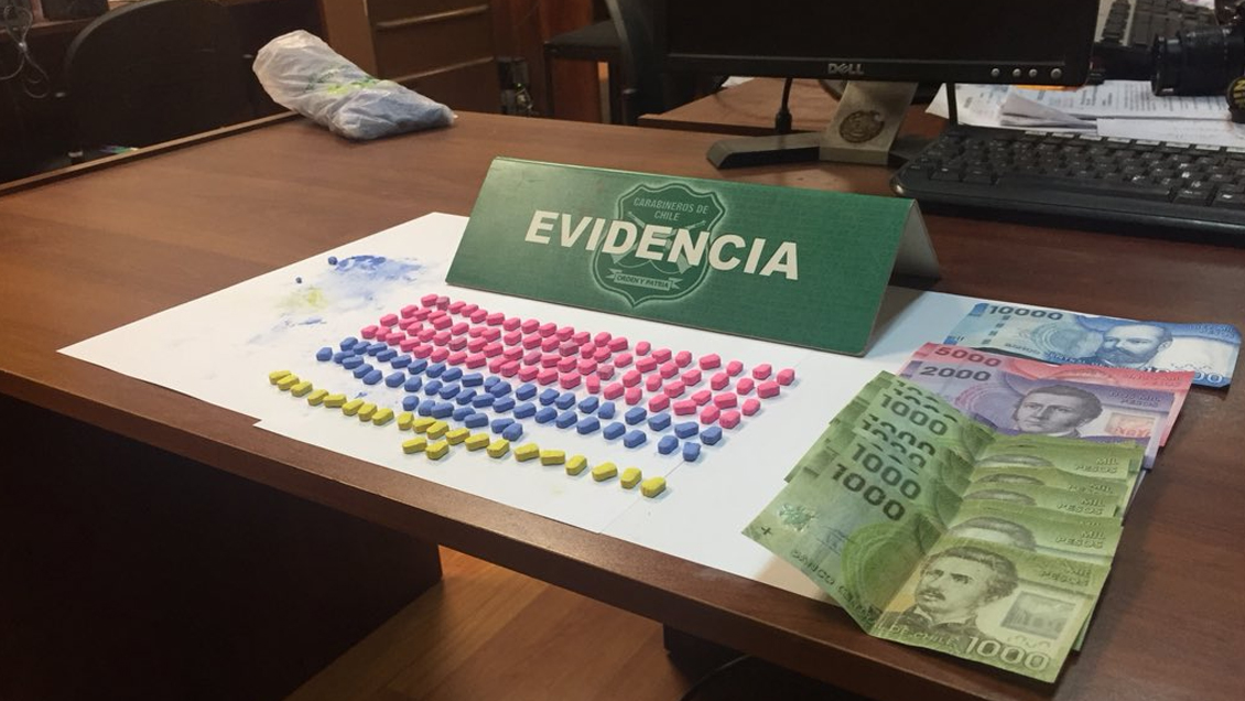 Dos detenidos en Independencia tras ser sorprendidos con 149 pastillas de éxtasis