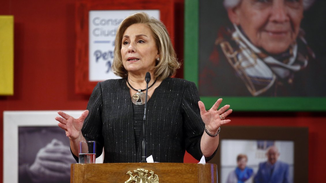 Cecilia Morel encabeza ranking de mujeres influyentes en el país