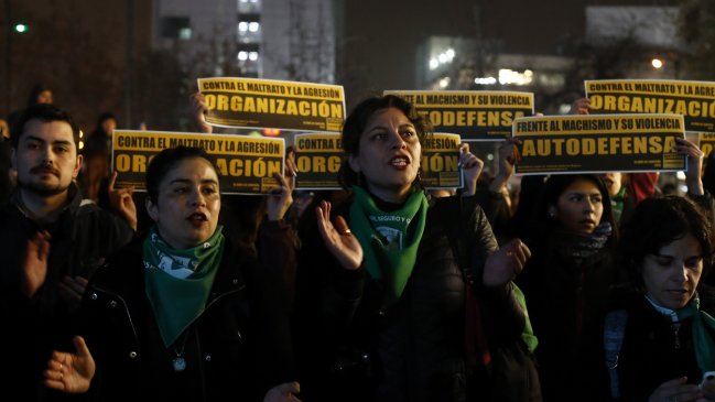 Realizan concentración en rechazo a ataque a mujeres durante marcha por el aborto libre
